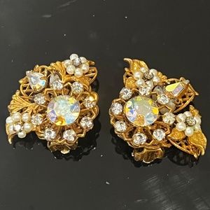 Vtg Earrings unsigned Mariam Haskell Golden Gild Faux Pearls Filigree AB